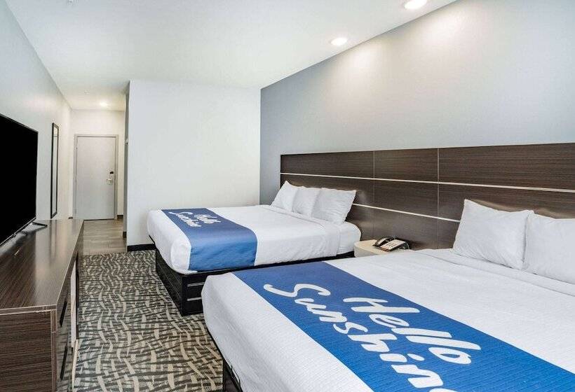 Отель Days Inn & Suites By Wyndham Horn Lake Memphis Graceland
