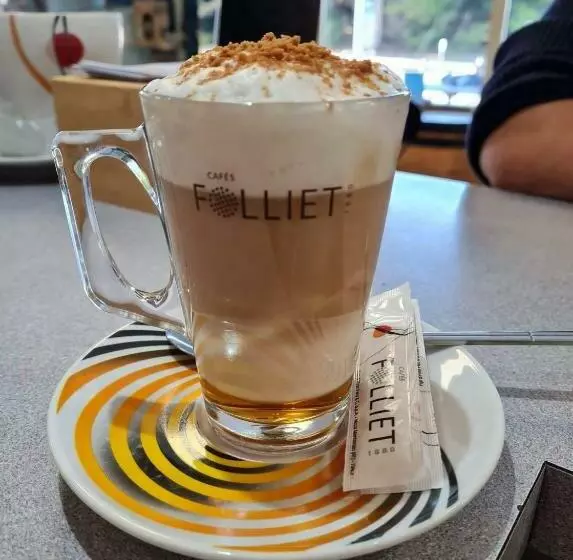 ホテル De La Forêt