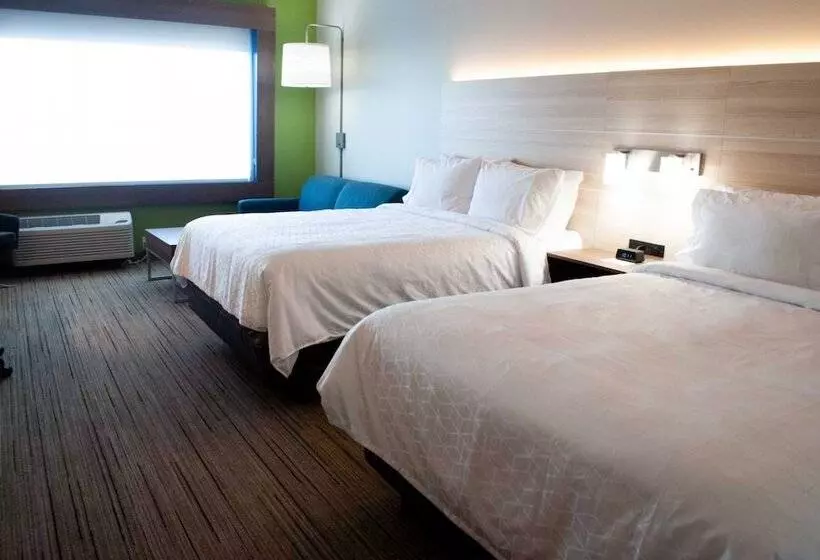 ホテル Holiday Inn Express & Suites Edmonton N St Albert, An Ihg