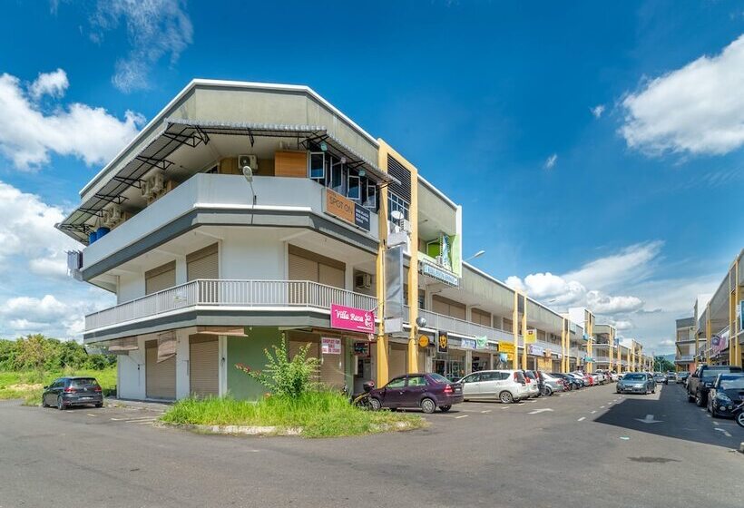 Отель Spot On 90042 One Plaza Eco