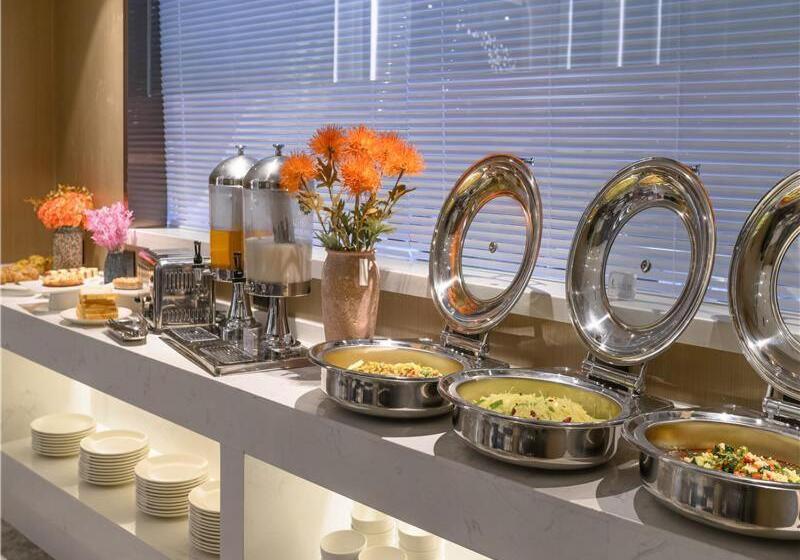 Lavande Hotel Chengdou Qingbai River Phoenix Lake