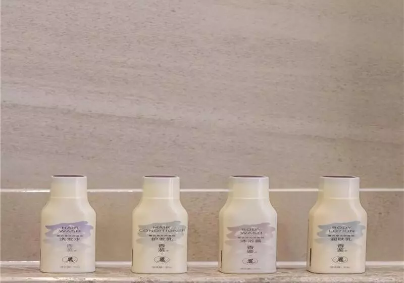 Lavande Hotel Chengdou Qingbai River Phoenix Lake