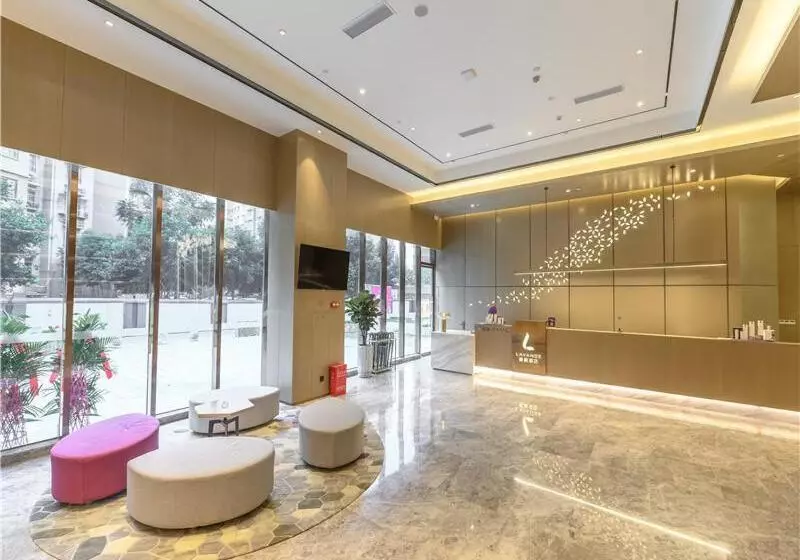 Lavande Hotel Chengdou Qingbai River Phoenix Lake