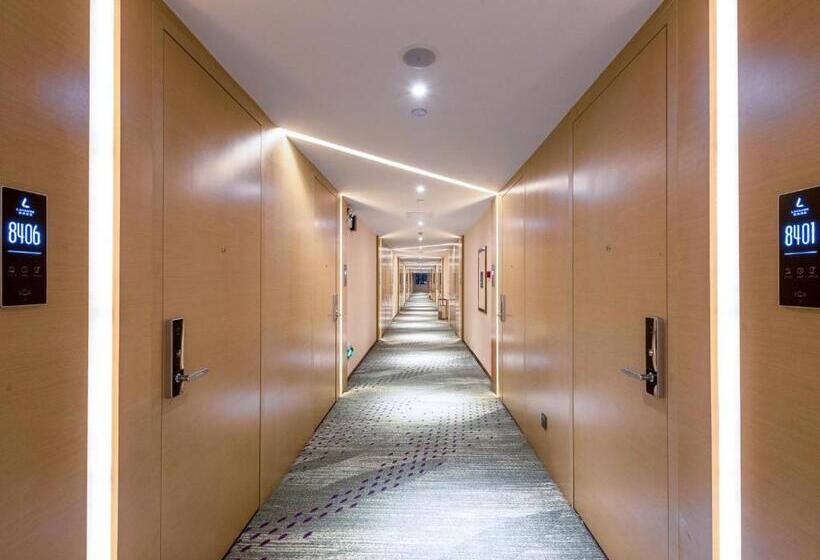 Lavande Hotels·foshan Zhoucun Ligang Road Xunfenggang Metro Station