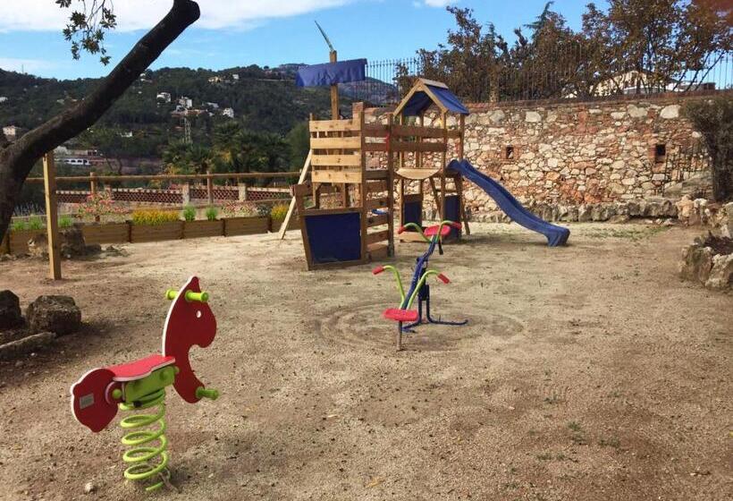 تختخواب و صبحانه Can Borrell