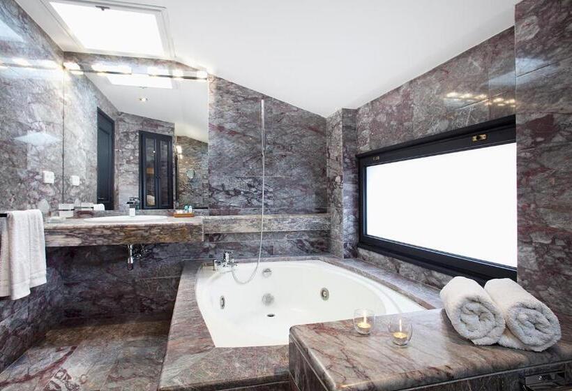 تختخواب و صبحانه Can Borrell