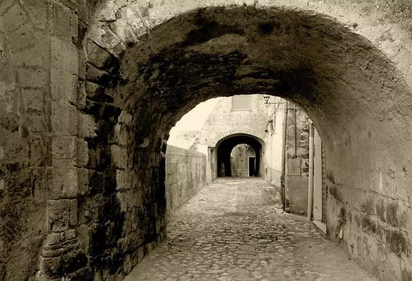 ベッドアンドブレックファースト Le Piracante