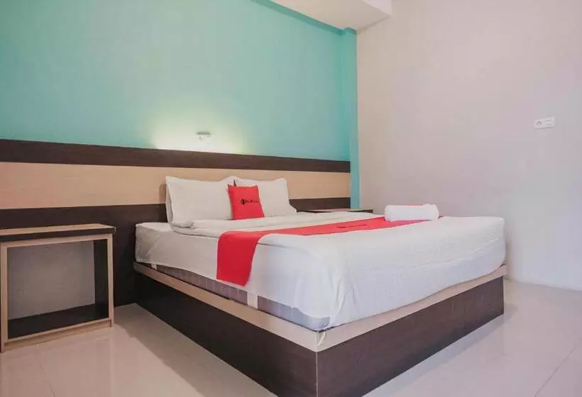 پانسیون Reddoorz Syariah At Hotel Grand Mentari