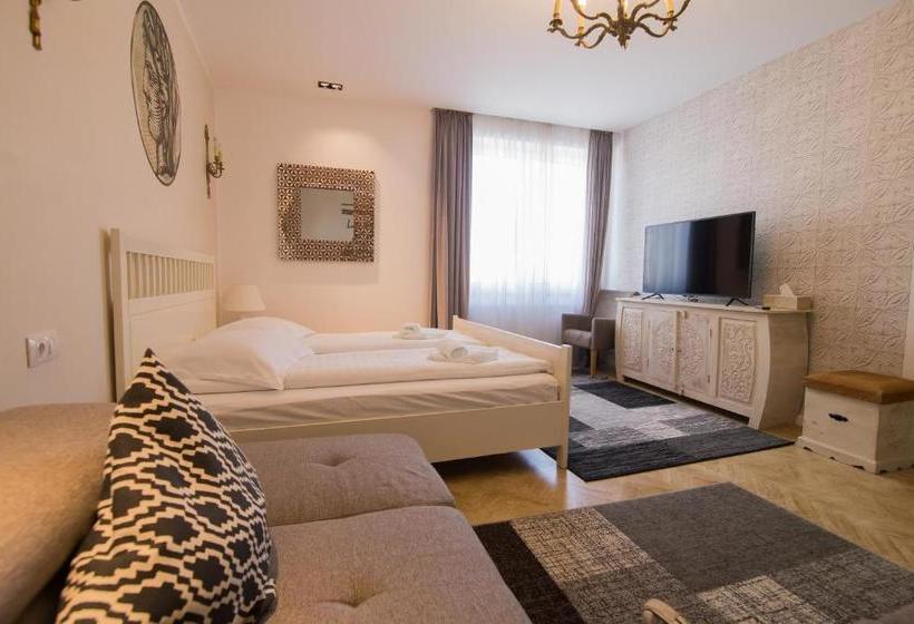 پانسیون Vila Antica