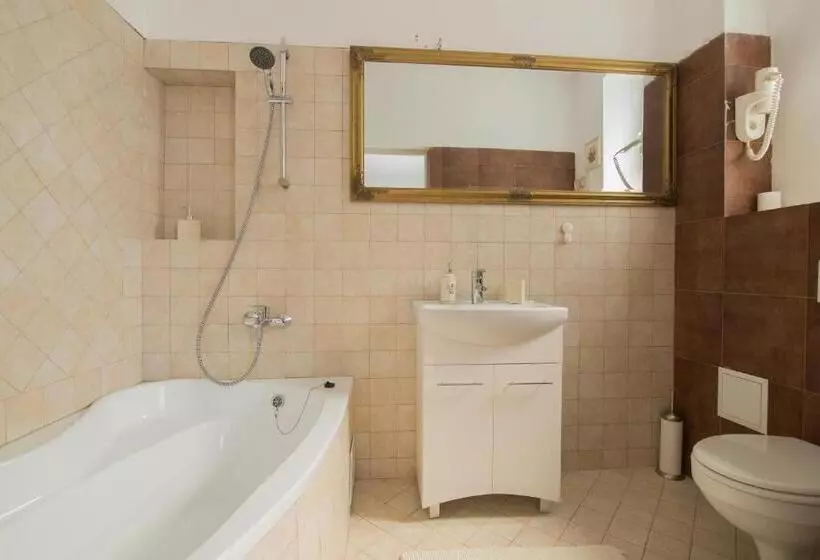 پانسیون Vila Antica