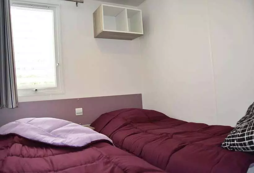 Hotelli Camping Et Village Vacances La Cheneraie