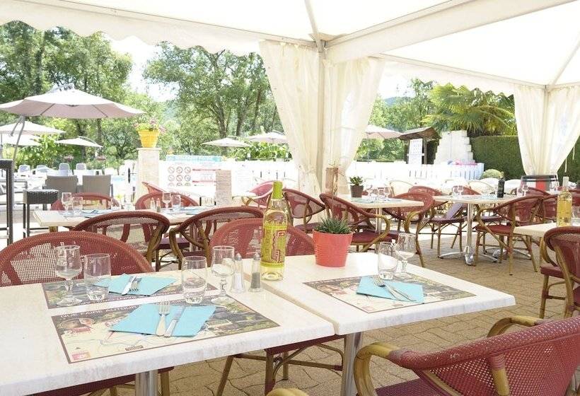 בית מלון כפרי Camping Et Village Vacances La Cheneraie