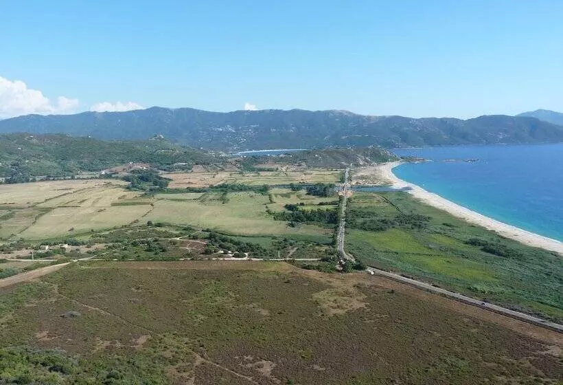 Hotelli Camping U Sommalu