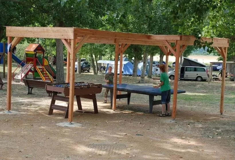 Hotelli Camping U Sommalu