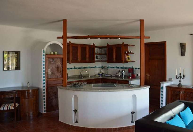 Casa Sueño En El Pueblo De Mala