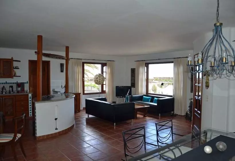 Casa Sueño En El Pueblo De Mala