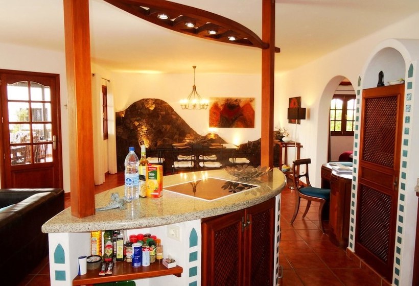 Casa Sueño En El Pueblo De Mala