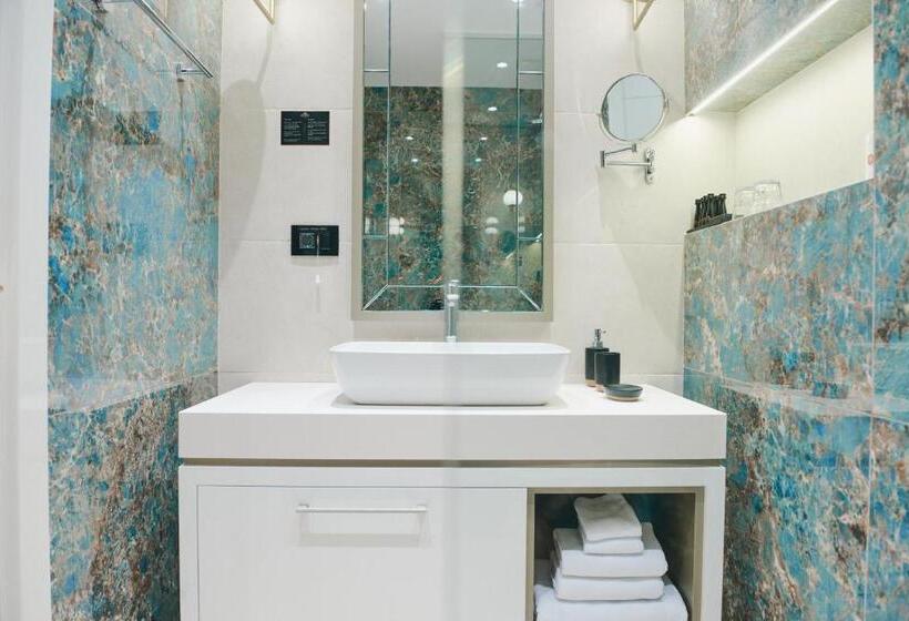 هتل Pupin Novi Sad