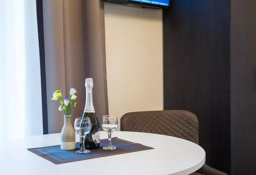 Khreshchatyk Apart Hotel Passage