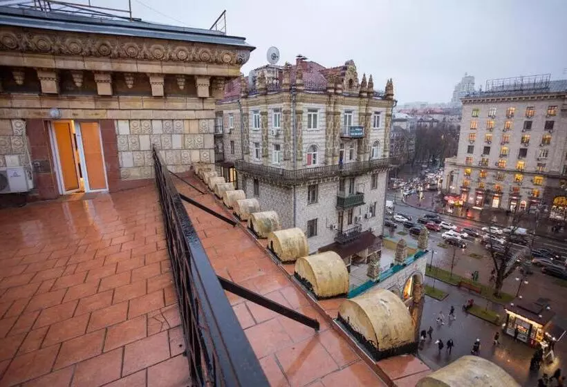 Khreshchatyk Apart Hotel Passage