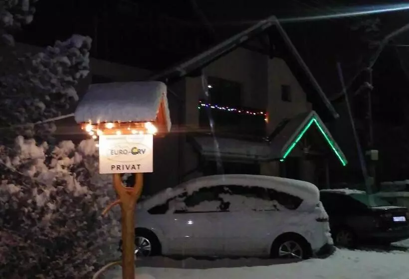 پانسیون Apartmány Tatry Euro Crv