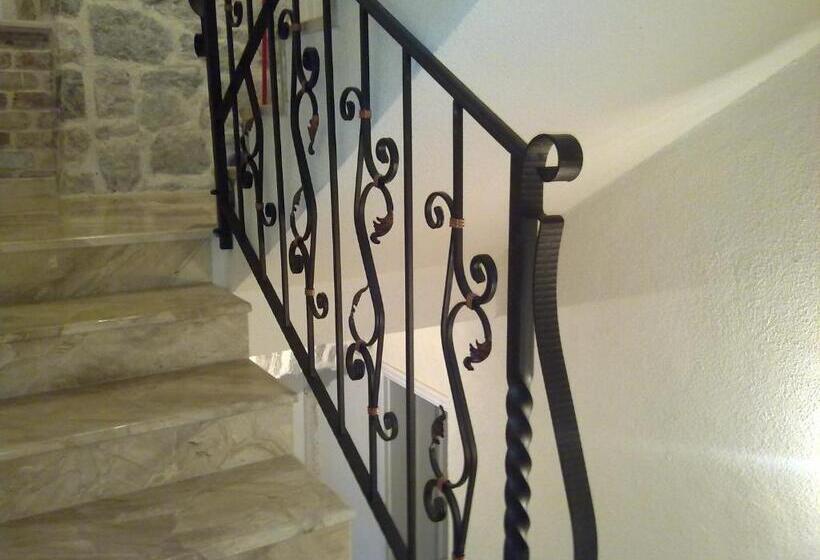 پانسیون Palace Jelena Rooms