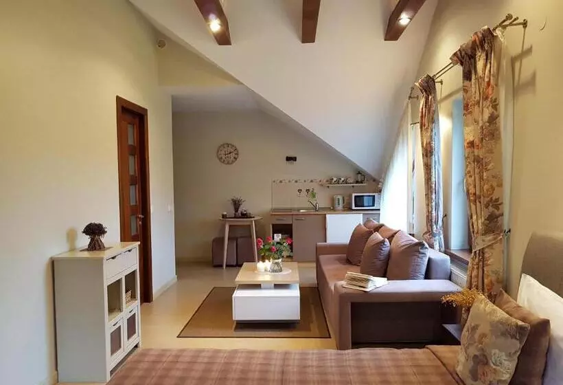 پانسیون Rasos Vila
