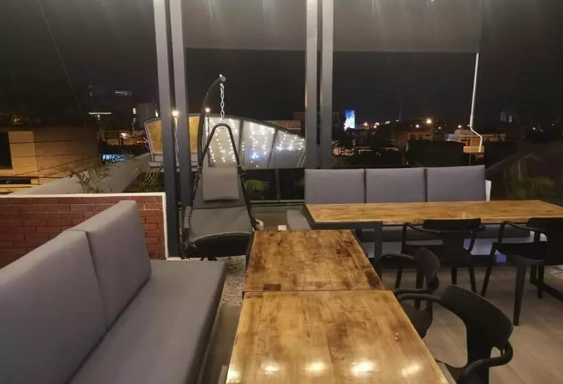 تختخواب و صبحانه Apartments And Rooms Distecon