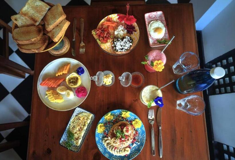 Bed & Breakfast Casa Tharin Madiha