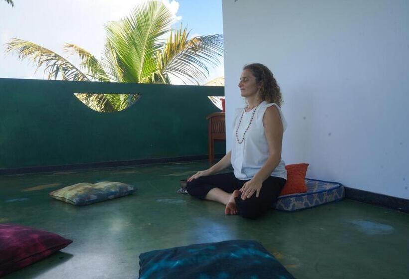 Bed & Breakfast Casa Tharin Madiha