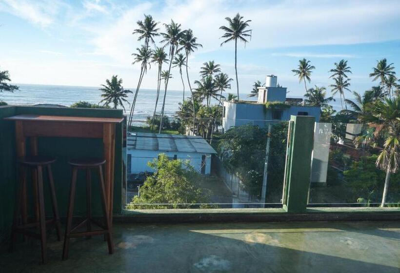 Bed & Breakfast Casa Tharin Madiha