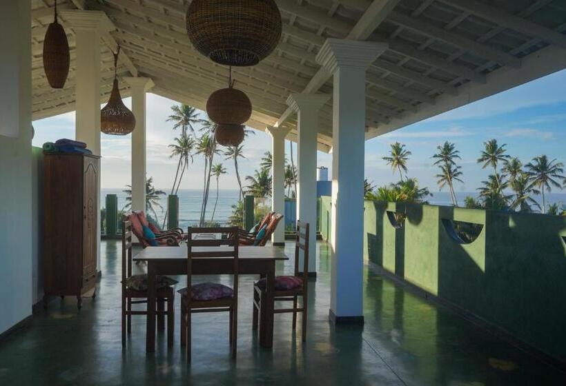 Bed & Breakfast Casa Tharin Madiha