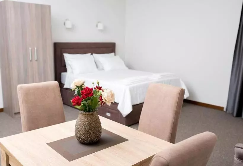 پانسیون Ipn Apartments