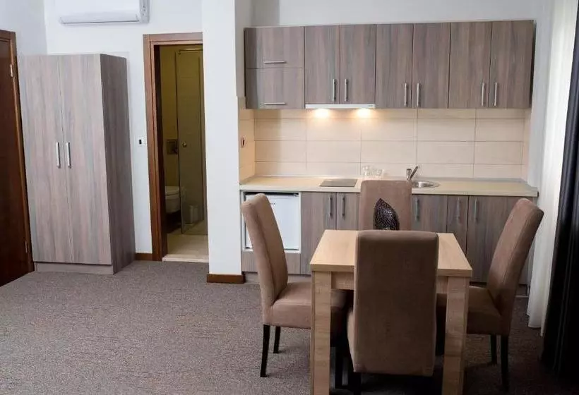 پانسیون Ipn Apartments