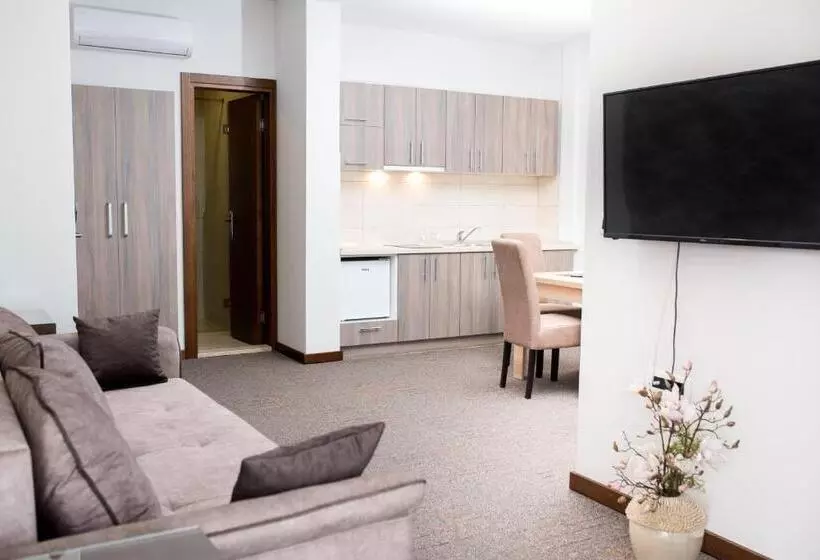 پانسیون Ipn Apartments