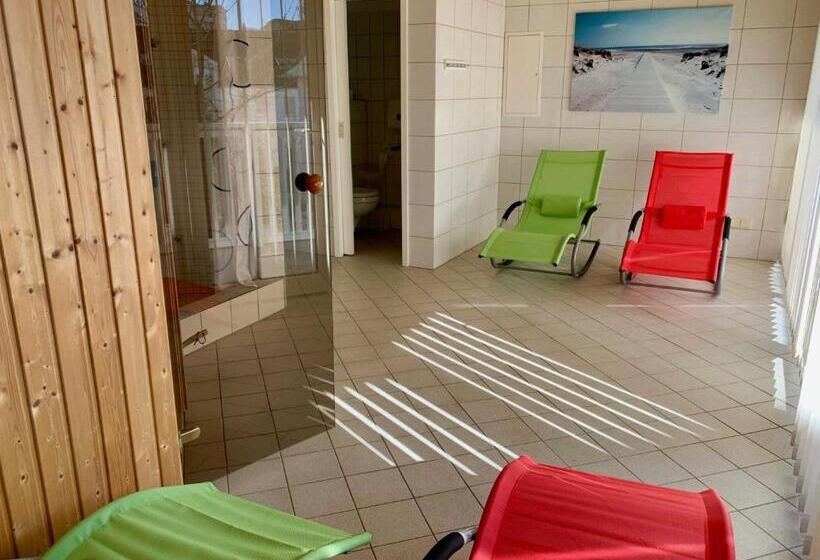渡假胜地  Ferienwohnung Mit Meerblick Und Sauna