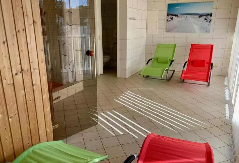 リゾートホテル Ferienwohnung Mit Meerblick Und Sauna