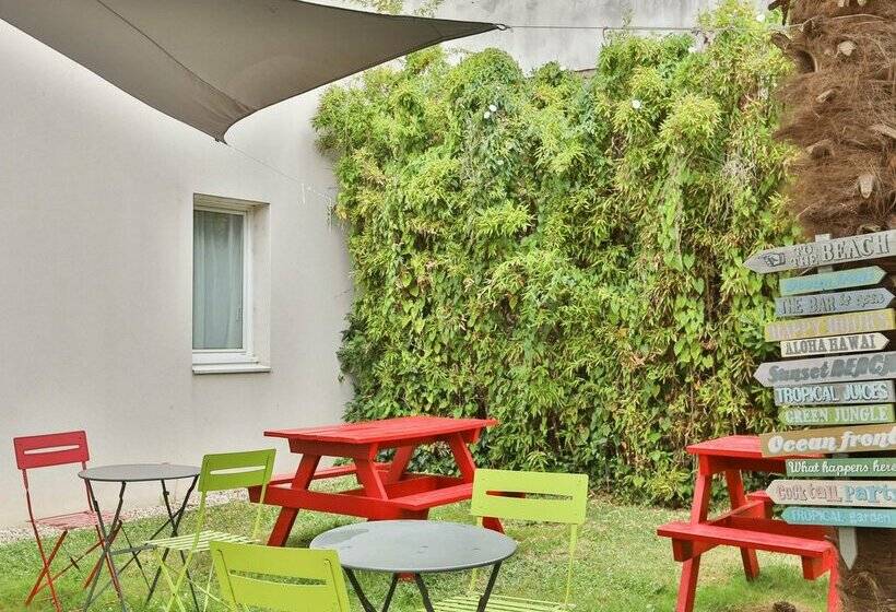 B&B HOTEL Les Sables-d'Olonne Centre Gare