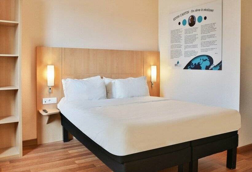 B&B HOTEL Les Sables-d'Olonne Centre Gare