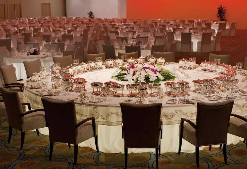 Отель Mandarin Oriental Al Faisaliah, Riyadh