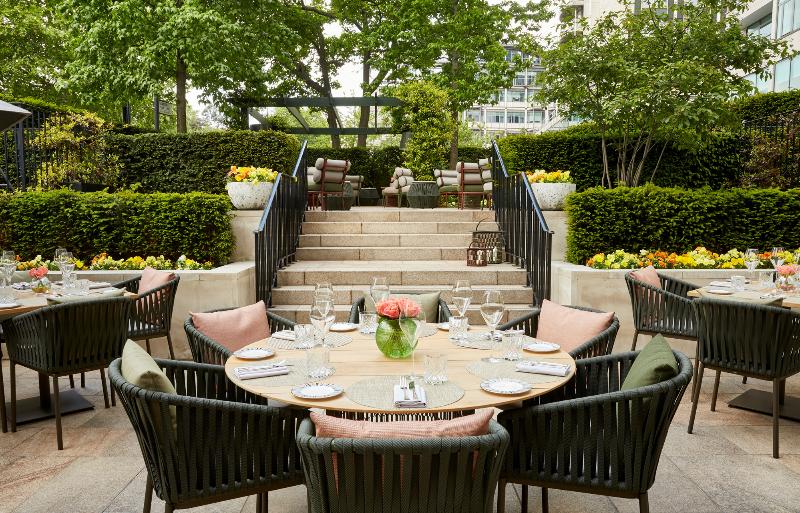 Four Seasons Hotel London At Park Lane