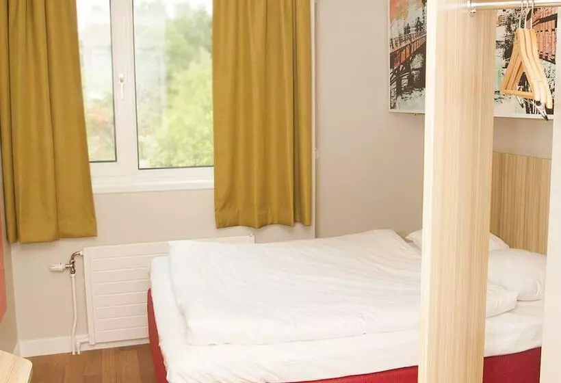 ホテル Good Morning Västerås