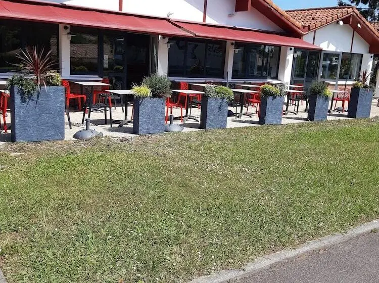 ホテル Ibis Biarritz Anglet Aéroport