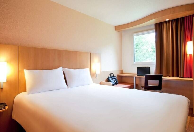 هتل Ibis Biarritzanglet Aéroport