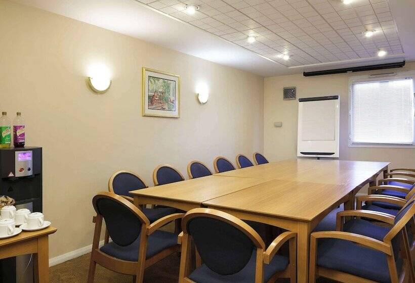 فندق Ibis Chesterfield Centre – Market Town