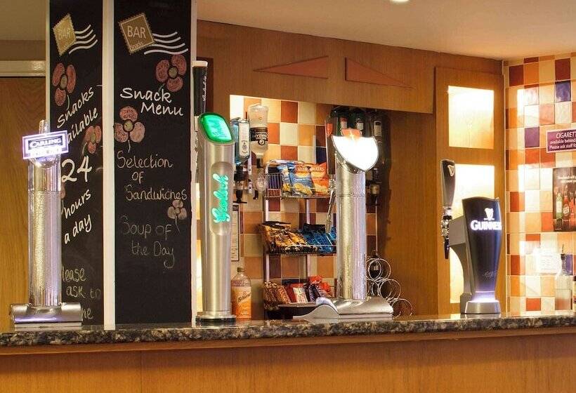 فندق Ibis Chesterfield Centre – Market Town