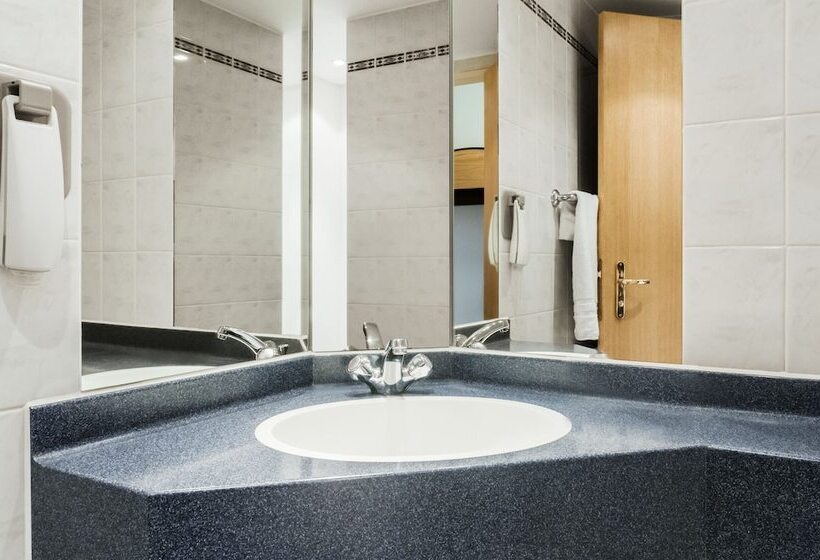 فندق Ibis Chesterfield Centre – Market Town