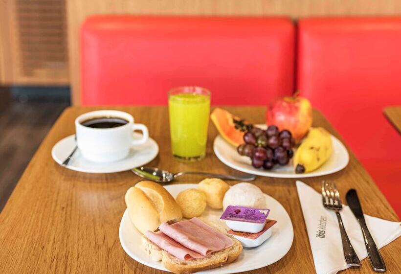 Hotel Ibis Curitiba Aeroporto