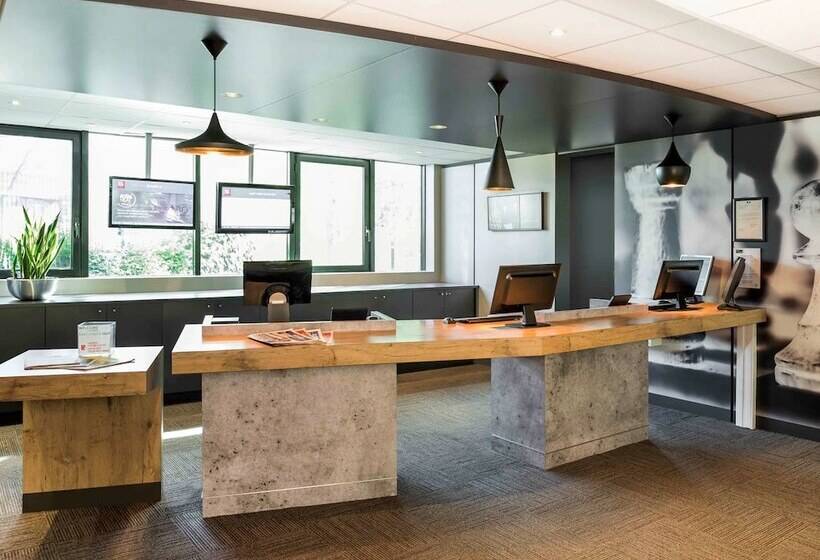 هتل Ibis Paris Saint Denis Stade Sud