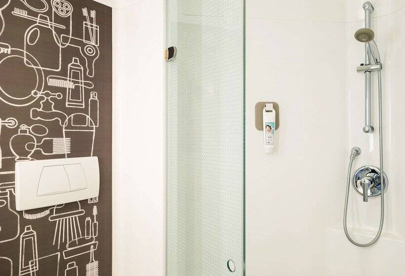 هتل Ibis Paris Saint Denis Stade Sud